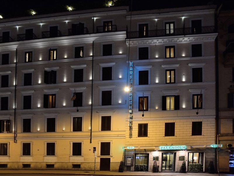 Hotel Palladium Palace Рим Экстерьер фото